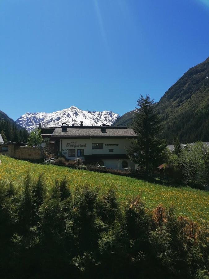 Haus Bergwind Apartman Sankt Leonhard im Pitztal Kültér fotó