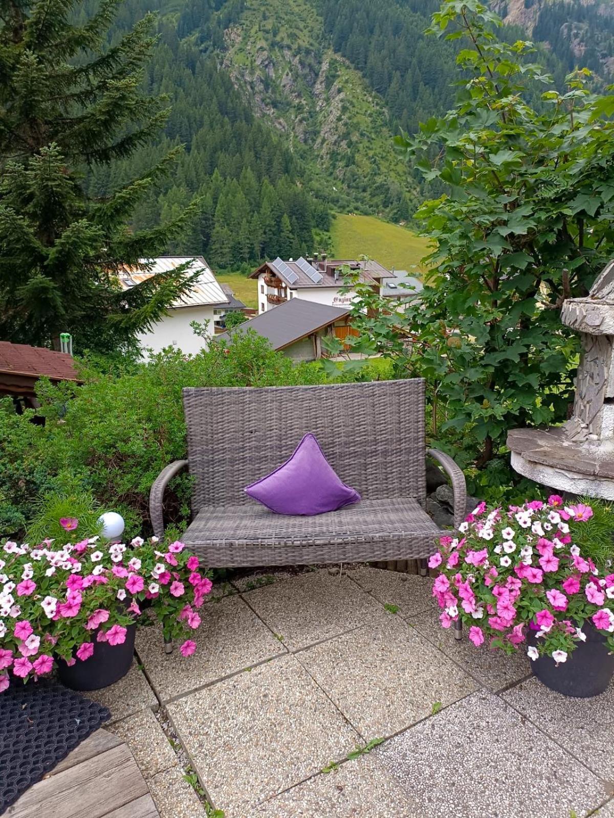Haus Bergwind Apartman Sankt Leonhard im Pitztal Kültér fotó